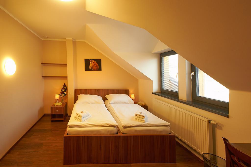 Hotel Horse Riding - Jezdecky Areal Tršice Szoba fotó