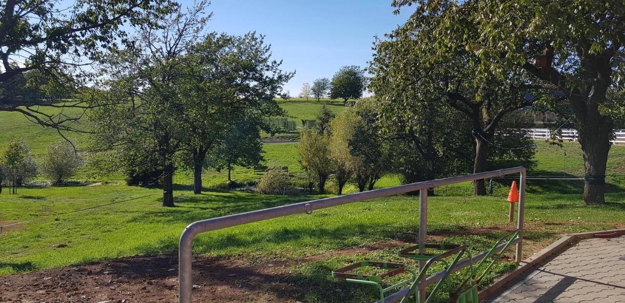 Hotel Horse Riding - Jezdecky Areal Tršice Kültér fotó