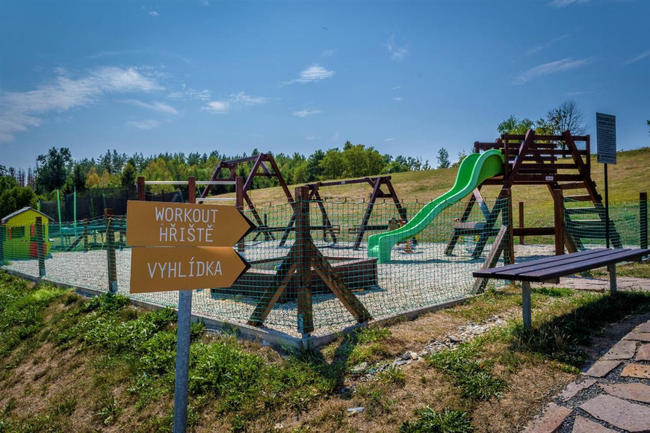 Hotel Horse Riding - Jezdecky Areal Tršice Kültér fotó